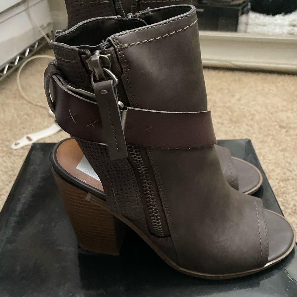 Dolce Vita booties